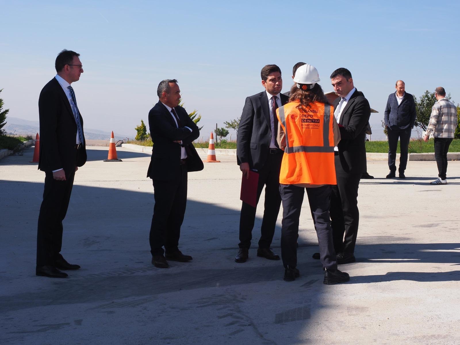 Sınav heyeti ve katılımcılar Keskin Şubemizde